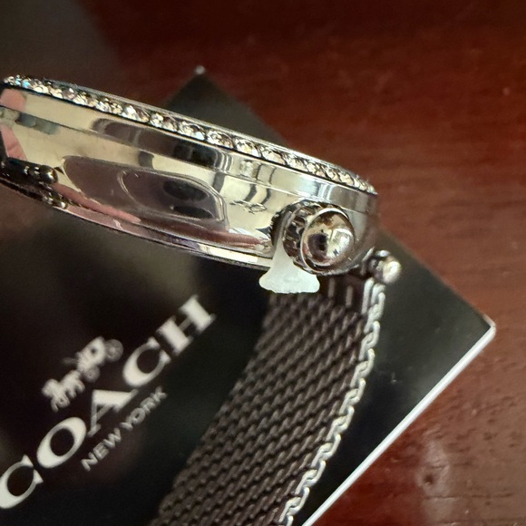 NWT Coach Park Quartz Mesh Strap 34mm Watch - Picture 7 of 12